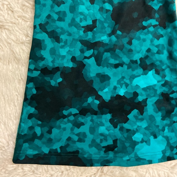 Lululemon Racerback Tank - Picture 3 of 5